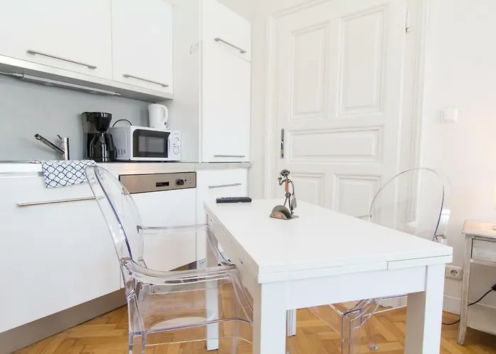 Design I Contactless Check-in Apartment Vienna