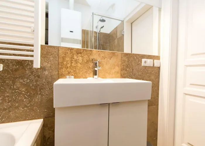 Apartment Design I Contactless Check-in *